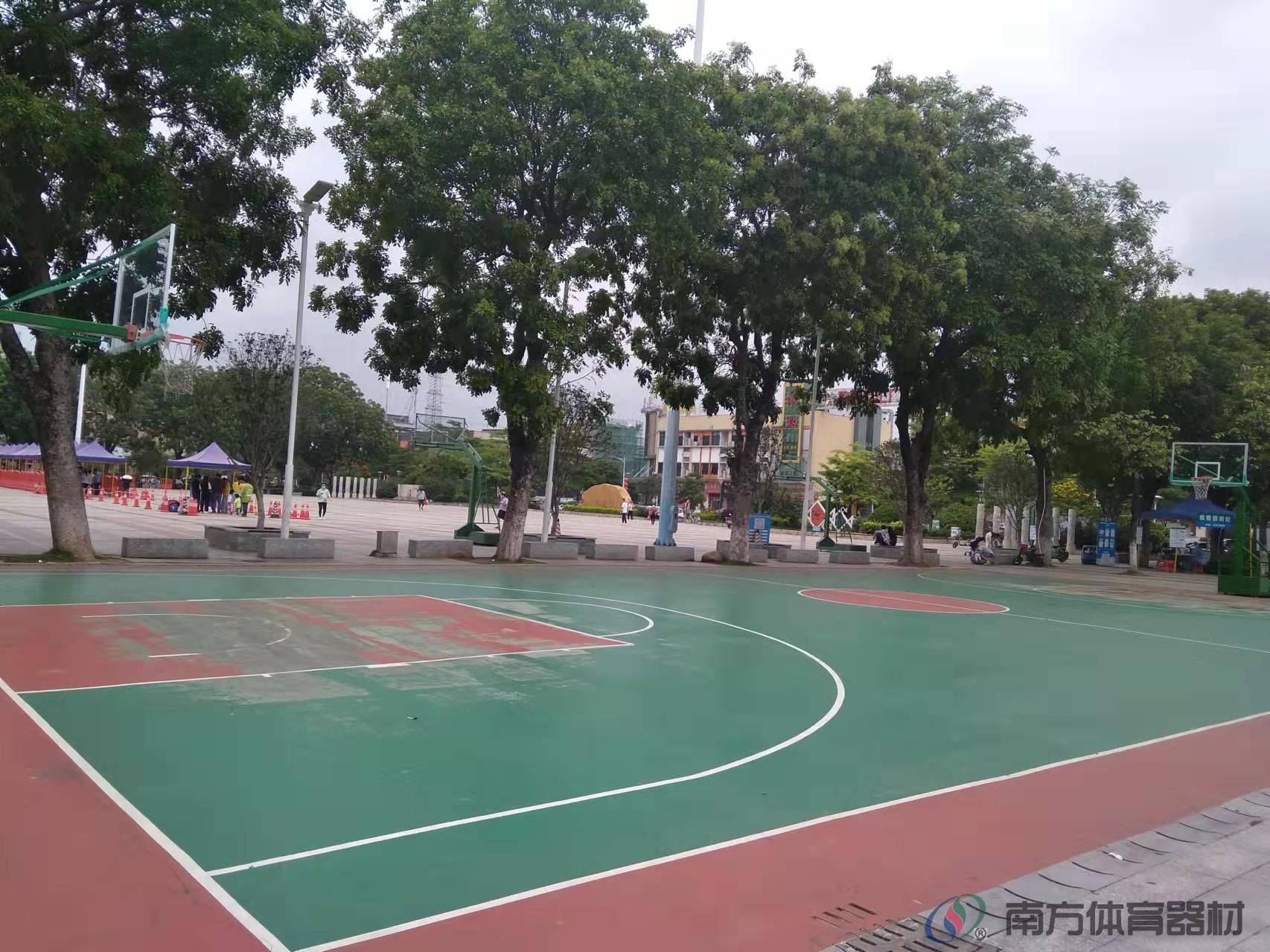 官窑文化广场(图1) 官窑文化广场(图1)